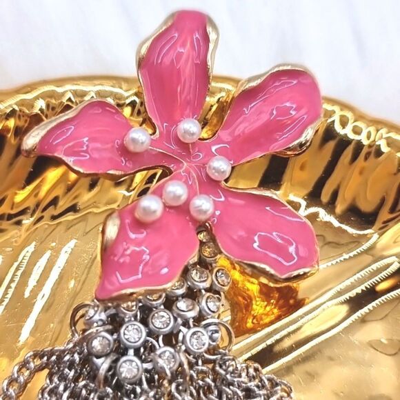 New ZARA Charisma flower chain fringe rhinestone dangle earrings - Picture 4 of 13